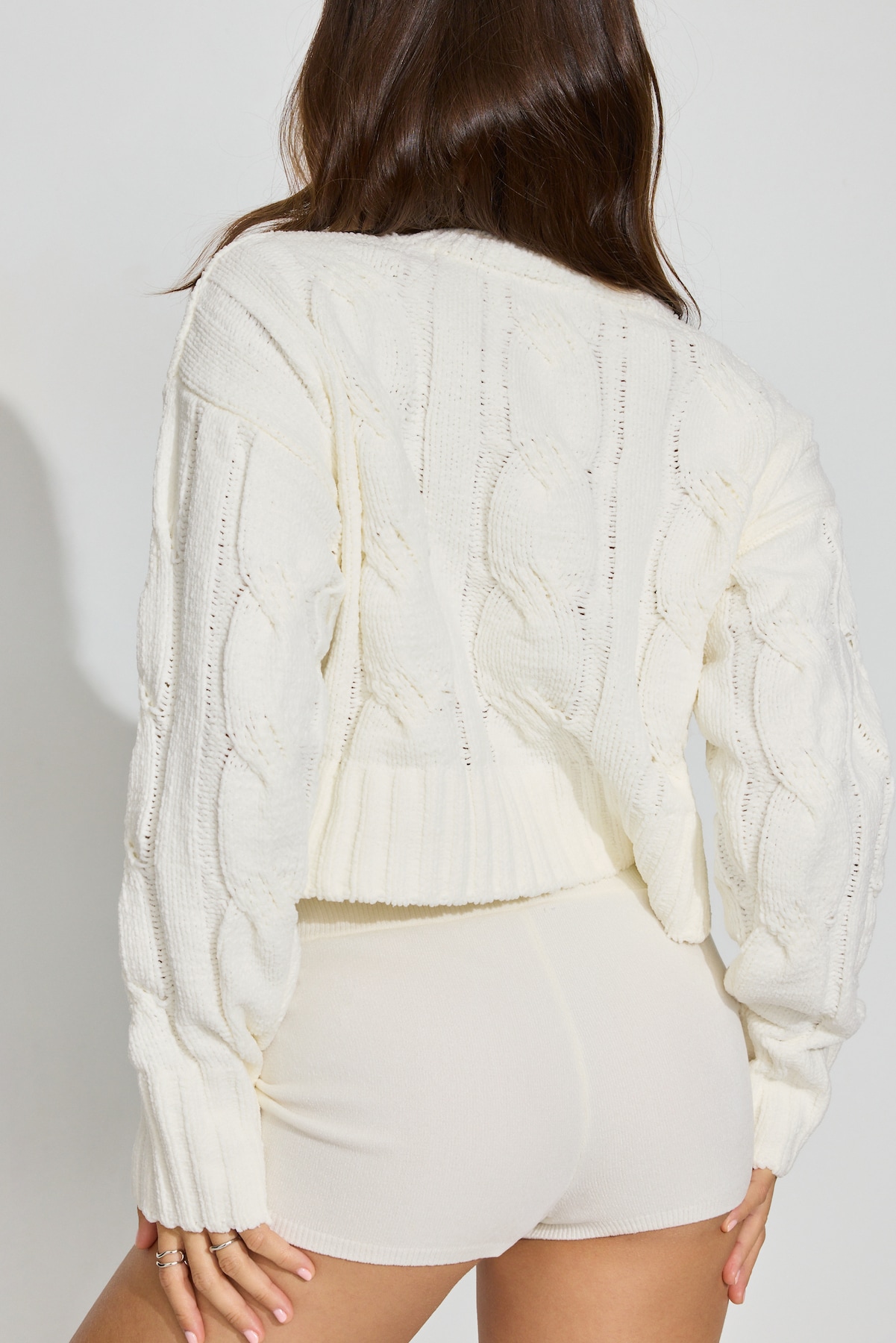 Chenille Cropped Cable Sweater - Image 4