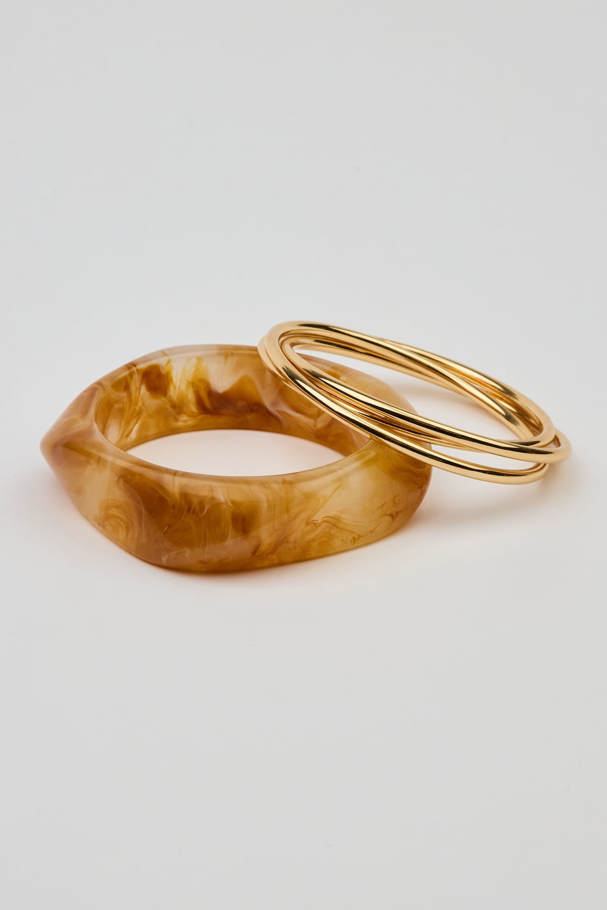 Set of 4 Resin & Clean Twist Bangles - Image 2