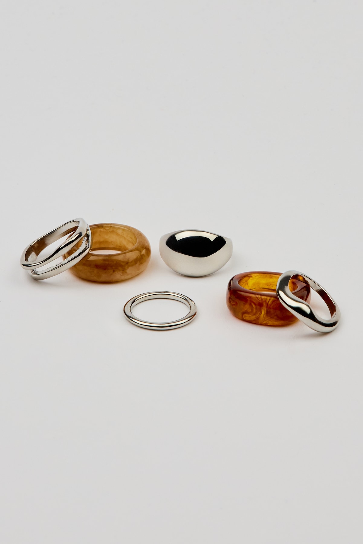 Set of 6 Resin & Dome Rings - Image 2