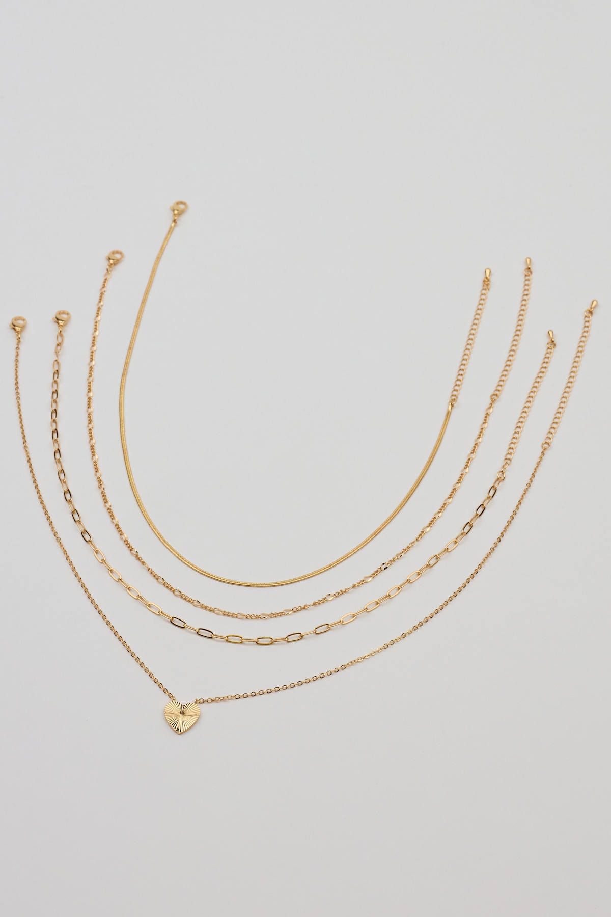 Set of 4 Heart & Chain Necklaces - Image 4